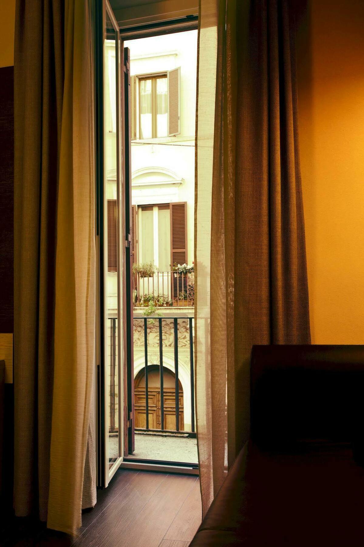 Corso 12 Roma Bed and Breakfast Εξωτερικό φωτογραφία