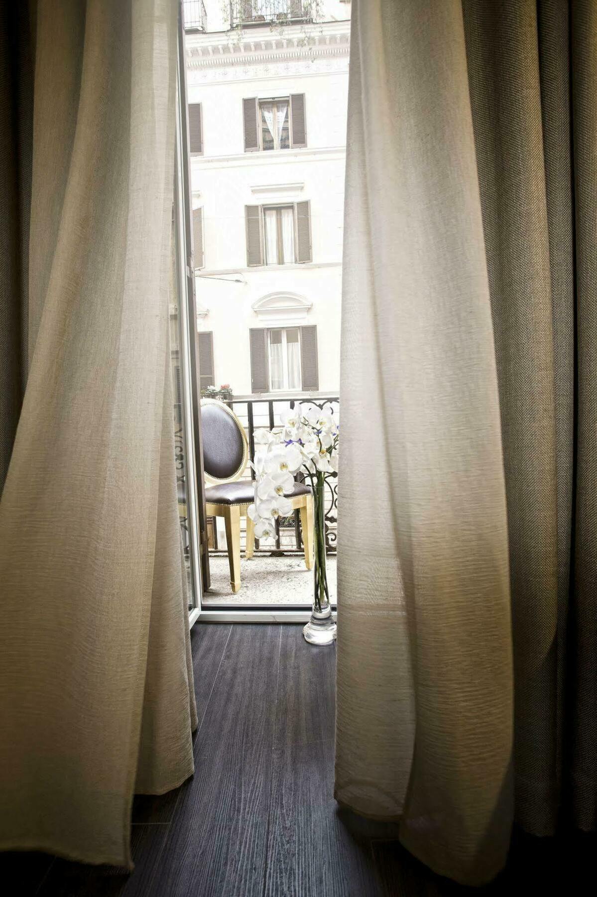 Corso 12 Roma Bed and Breakfast Εξωτερικό φωτογραφία